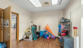 905 Skylark Pl, Ashland, OR 97520