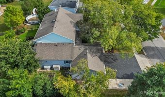 1820 Crofton Dr, Algonquin, IL 60102