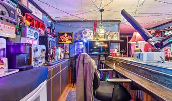 208 S Guegnon St, Abbeville, LA 70510