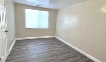 13936 Front St, Armona, CA 93202