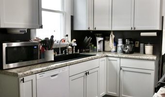 14624 University St, Allen Park, MI 48101
