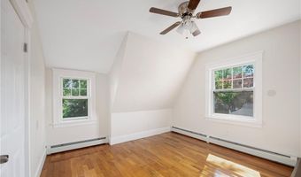 88 Wentworth Ave, Cranston, RI 02905