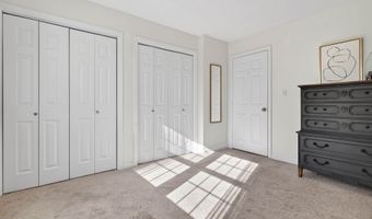 906 Canterbury Ln 906, Colchester, CT 06415