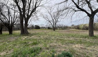1138 County Road 8120, West Plains, MO 65775