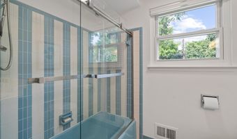 3204 Farmbrook Ct, Ann Arbor, MI 48108
