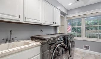 2175 Curtis Rd, Addison, MI 48367