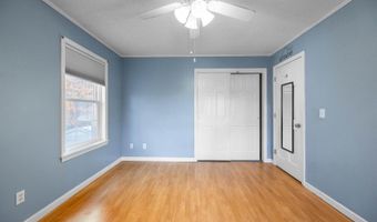 42 Yankee Ave, Bangor, ME 04401