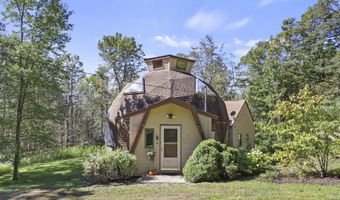 152 Sir Edwards Way, Becket, MA 01223