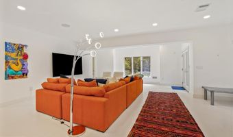 10823 LOCKLAND Rd, Potomac, MD 20854