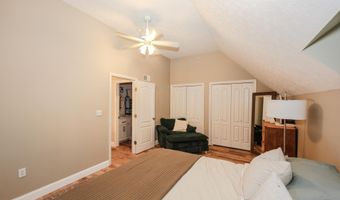 18 Suffolk Ct 159, Bedford, NH 03110