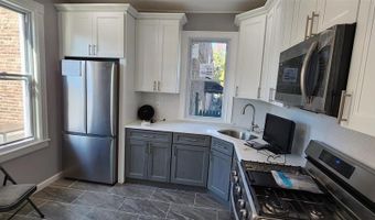 100 W 12TH St, Bayonne, NJ 07002