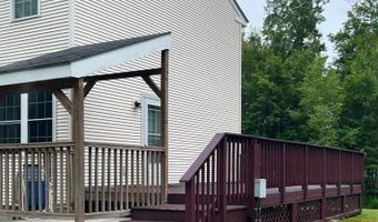 9 Crate Ln, Canaan, NH 03741