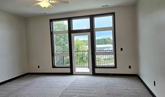 120 Twin Steeples NE Ste 210, Dyersville, IA 52040