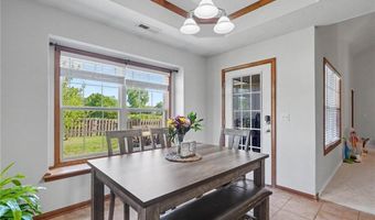 928 Bluestem Dr, Baldwin City, KS 66006