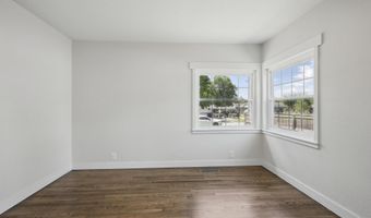 540 E 4th St, Baxter Springs, KS 66713