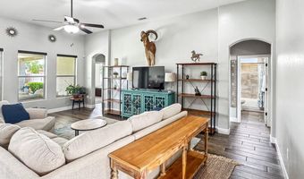 406 Plantation Ct, Carlsbad, NM 88220