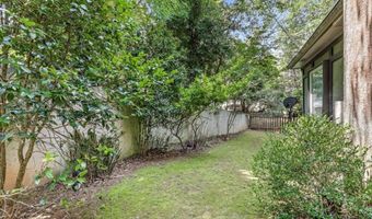372 Woodhaven Dr, Athens, GA 30606