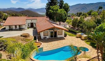 2450 Vista Lago Ter, Escondido, CA 92029