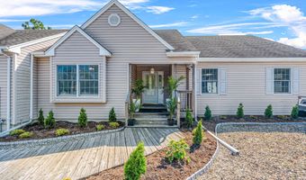50 Yardarm Ct, Bayville, NJ 08721