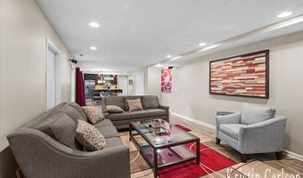 5644 Highbury Dr SE, Ada, MI 49301
