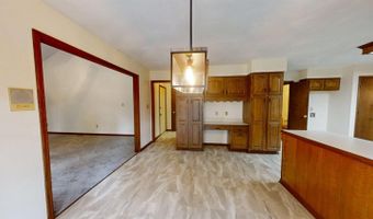 80 Hillcrest Estates Dr, Batesville, IN 47006
