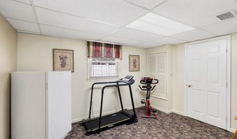 570 Forest Hills Pkwy, Bayville, NJ 08721