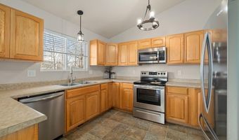 2015 GETTYSBURG Dr, Cheyenne, WY 82001