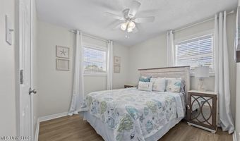 4131 20th Ave, Bay St. Louis, MS 39520