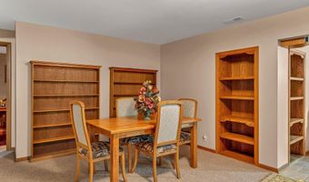 8324 SW Indian Hills Rd, Auburn, KS 66402
