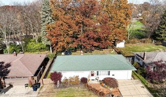 2239 Springfield Center Rd, Akron, OH 44312