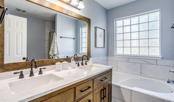 811 Rushwood Ct, Augusta, KS 67010