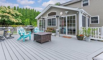 2 Brookfield Rd, Coventry, RI 02816