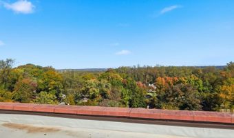 4390 LORCOM Ln #402, Arlington, VA 22207