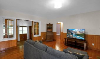 165 Grosvenor St, Athens, OH 45701