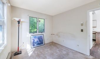 2102 Lakeside Dr, Alloway, NJ 07422