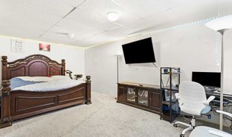 10 Rockingham Ct, Bedford, NH 03110