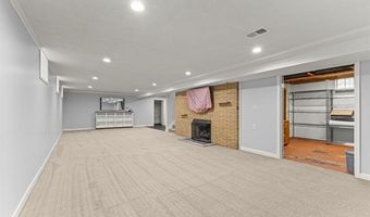 10018 Manor Ave, Allen Park, MI 48101