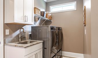217 Tippecanoe Pl, Aberdeen, NC 28315
