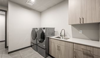 7389 Olive Creek Ct, Las Vegas, NV 89117