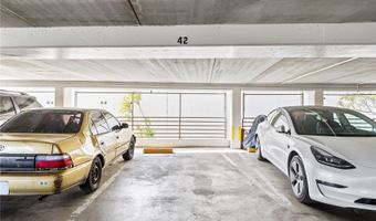 1555 Pohaku St A405, Honolulu, HI 96817