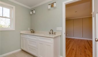 24 Cassidy Trl, Coventry, RI 02816