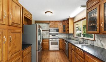 7060 145th St W, Apple Valley, MN 55124