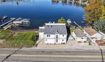 2076 S Long Lake Rd, Fenton, MI 48430