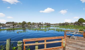 1640 JUNO Trl 102A, Astor, FL 32102