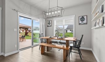 W5553 HOELZEL Way, Appleton, WI 54915