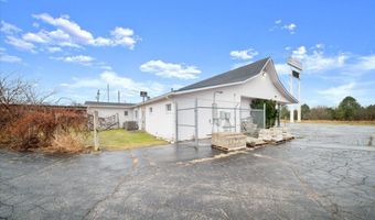 2110 N Concord Rd, Albion, MI 49224