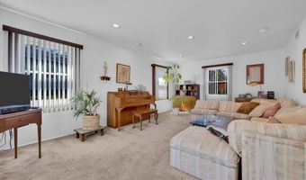 37 Faith Ln, Aberdeen, NJ 07747