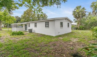 729 SAILFISH Dr E, Atlantic Beach, FL 32233