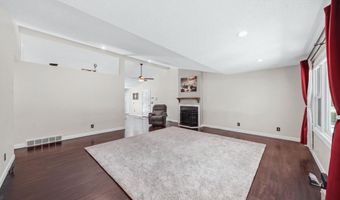 2915 Lee Marie Dr, Adrian, MI 49221