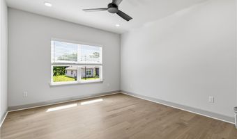 1041 Whistler St, Bentonville, AR 72713